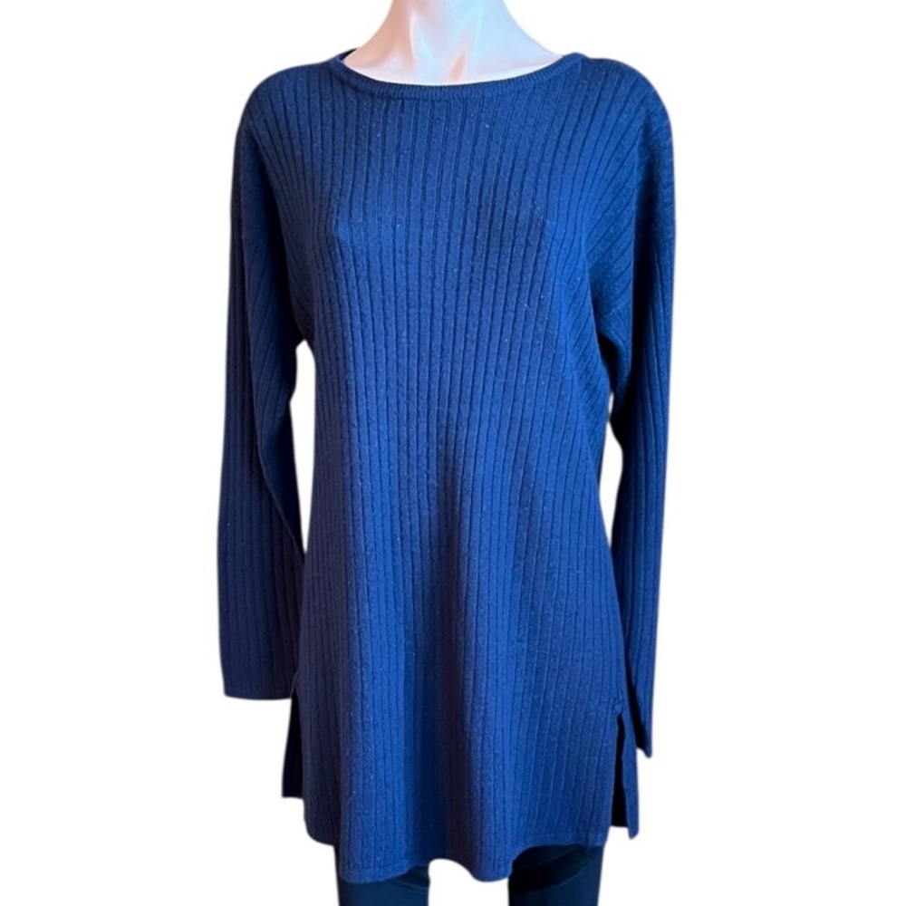 Vintage Metropolitan New York 10001 Women's Blue Ribbed Sweater